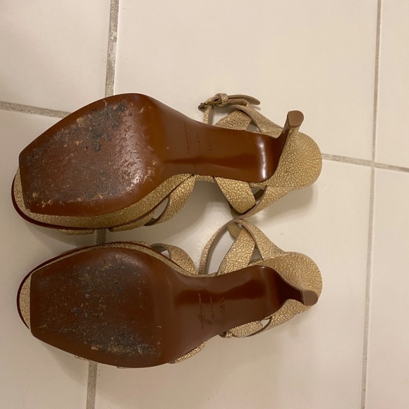 Platform Sandals - Picture 2 of 6